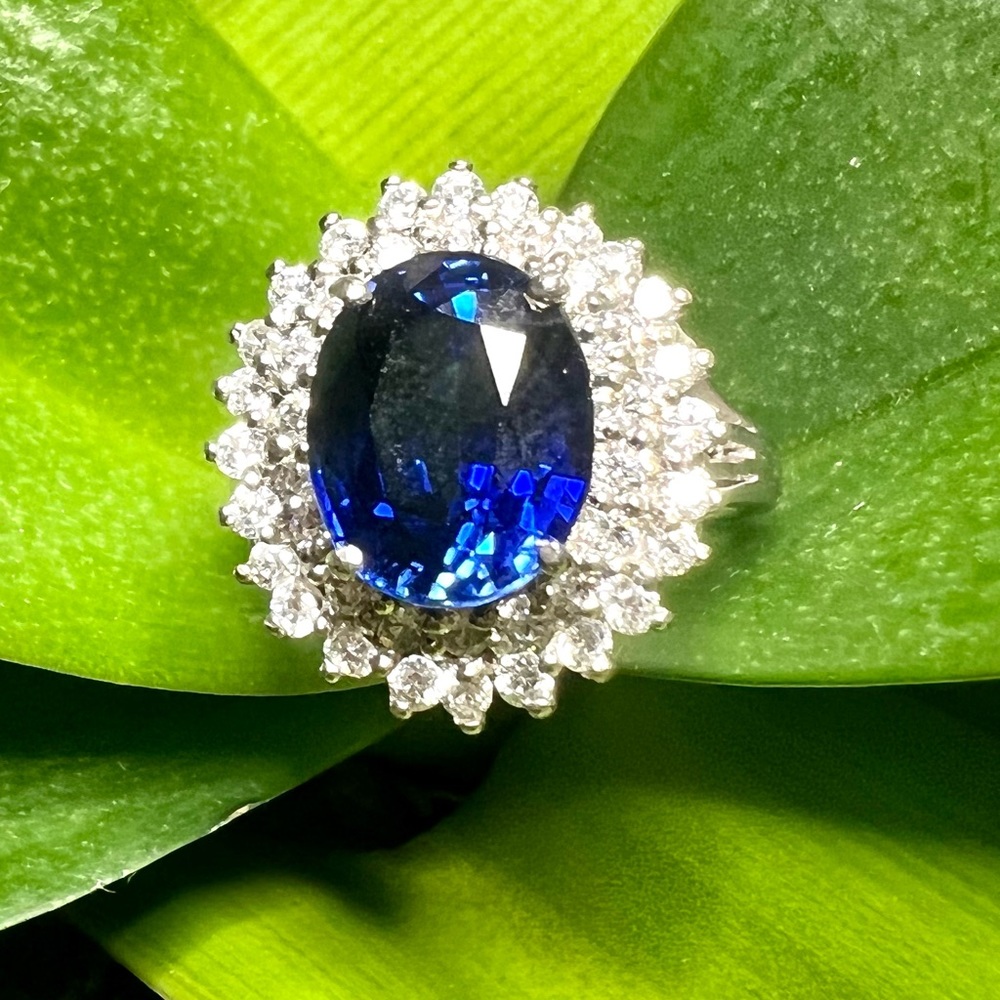 GORGEOUS 3.3 Ct NAVY BLUE SAPPHIRE & CZ 925 STERLING SILVER WOMEN COCKTAIL RING - Picture 5 of 16